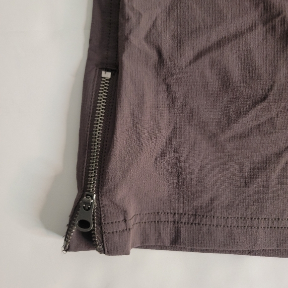 Athleta Sz 2 Jenner Skirt Skort  Pockets Side Zips Gray Purple 983363 - Picture 2 of 8